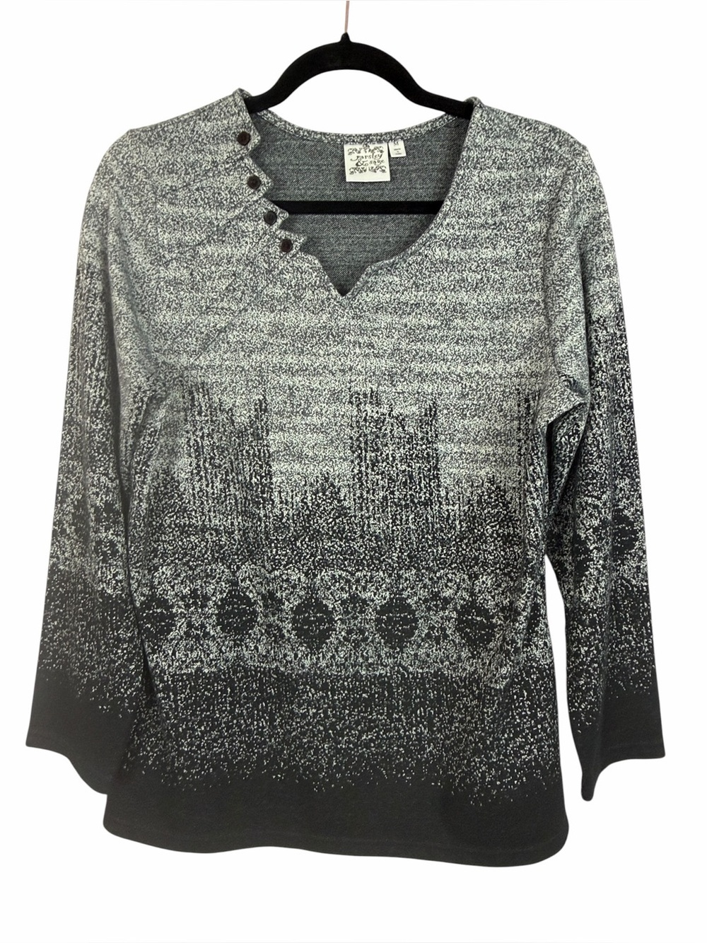Parsley & Sage Textured Knit Top Size M Black White Ombre Button Detail